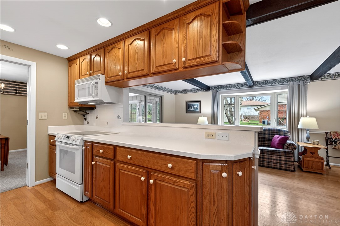 1547 Ambridge Road Centerville, OH 45459 - Photo 15 of 79