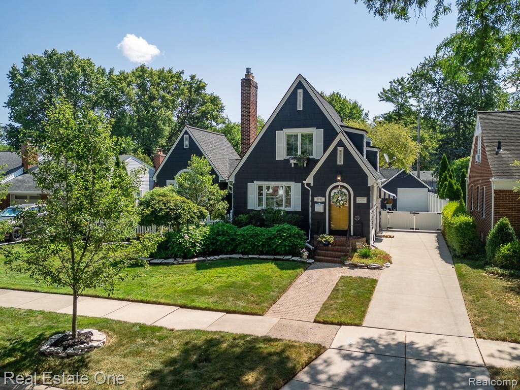 2731 Bamlet Road Royal Oak, MI 48073 - Photo 48 of 58 2731 Bamlet_MLS-059.jpg