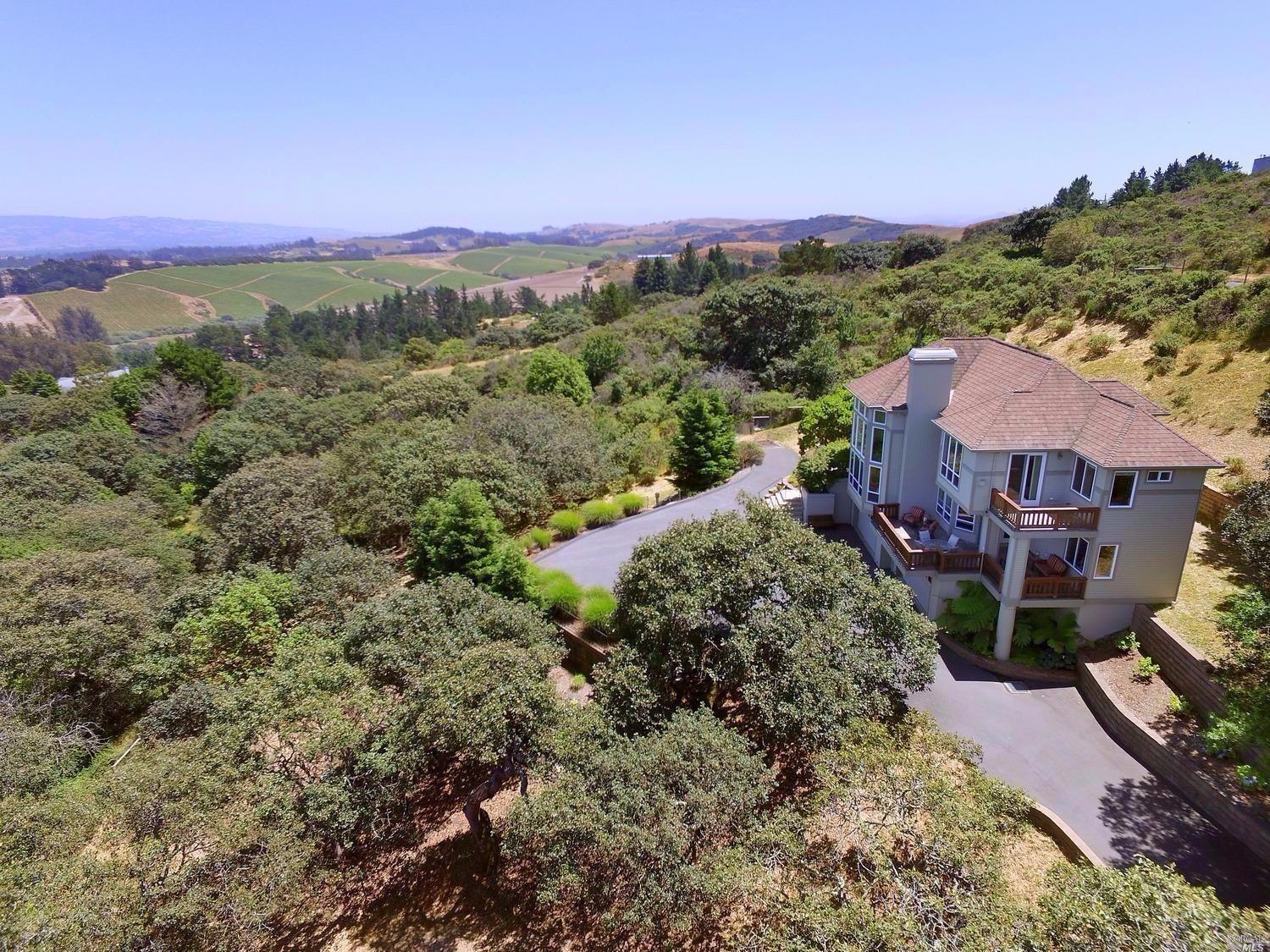 6600 Ridgeview Lane Sebastopol, CA 95472 - Photo 1 of 1 a view of a city with a building in the background