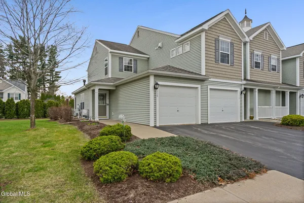 $307,000 | 116 Cherry Blossom Court, Rotterdam, NY 12306