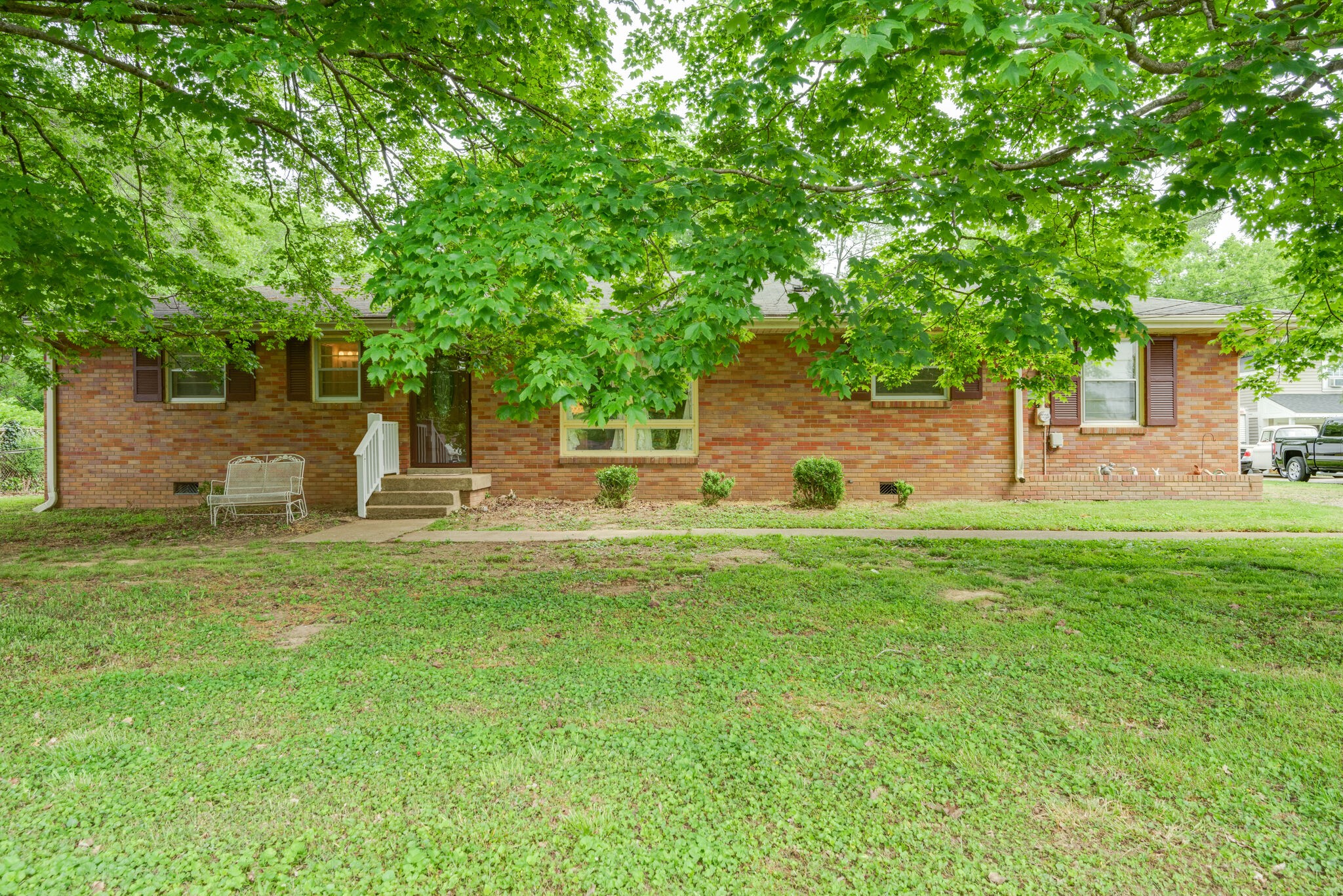 306 Stable Road Franklin, TN 37069 - Photo 3 of 29 Gallery Image 3