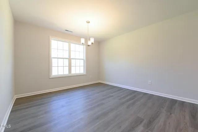 $279,706 | 207 Hl Vly Drive, La Grange, NC 28551