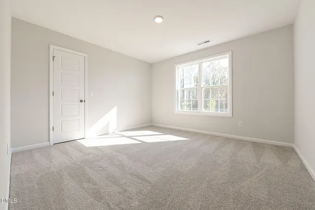 $279,706 | 207 Hl Vly Drive, La Grange, NC 28551