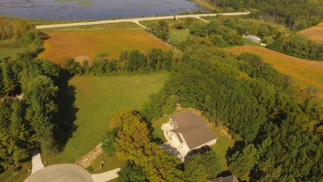 $699,900 | 9426 North Raven Court, Milton, WI 53563