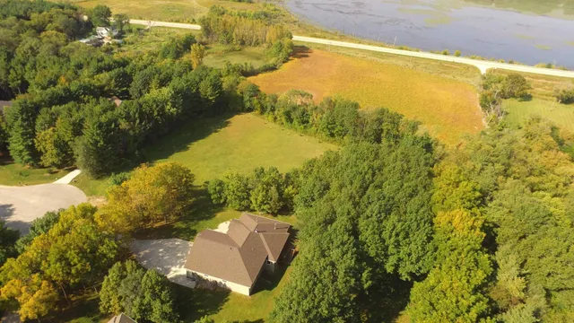 $699,900 | 9426 North Raven Court, Milton, WI 53563