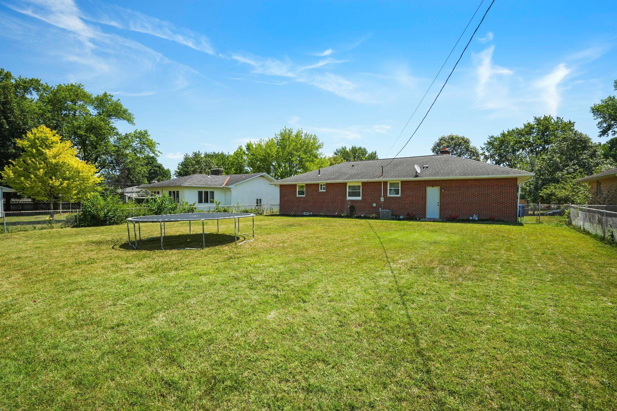 925 Salisbury Road Columbus, OH 43204 - Photo 36 of 36 back