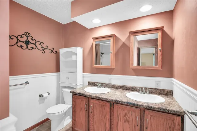 $369,900 | 605 North Craig Drive, Mahomet, IL 61853