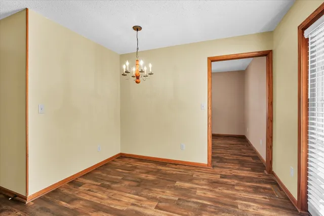 $369,900 | 605 North Craig Drive, Mahomet, IL 61853