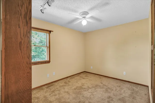 $369,900 | 605 North Craig Drive, Mahomet, IL 61853