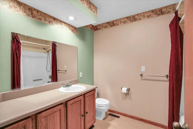 $369,900 | 605 North Craig Drive, Mahomet, IL 61853