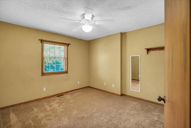 $369,900 | 605 North Craig Drive, Mahomet, IL 61853