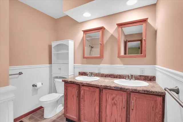 $354,900 | 605 North Craig Drive, Mahomet, IL 61853