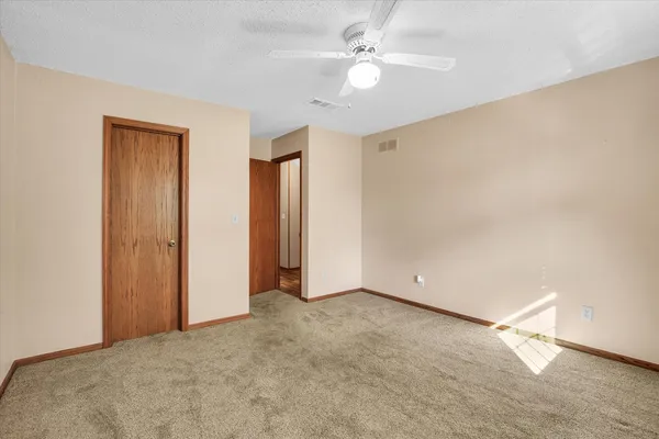 $339,900 | 605 North Craig Drive, Mahomet, IL 61853