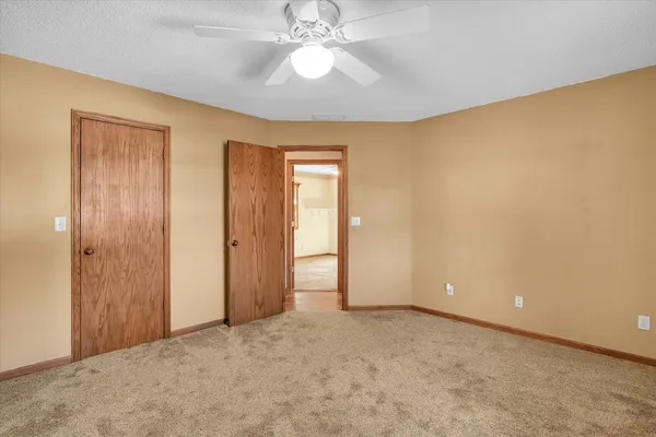 $339,900 | 605 North Craig Drive, Mahomet, IL 61853