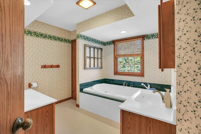 $364,900 | 605 North Craig Drive, Mahomet, IL 61853