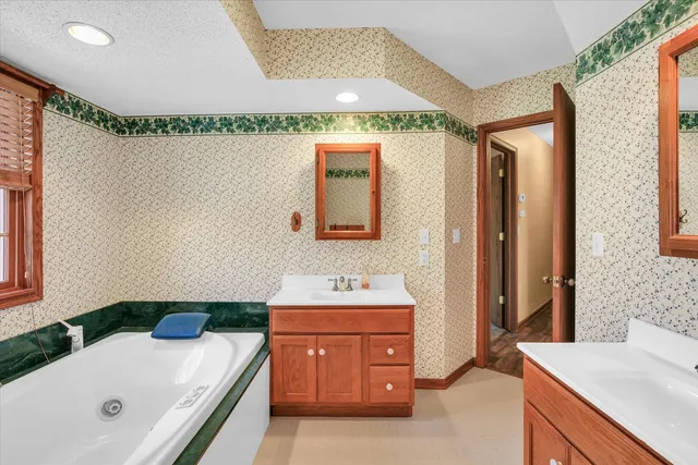 $364,900 | 605 North Craig Drive, Mahomet, IL 61853