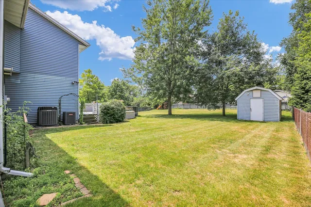 $369,900 | 605 North Craig Drive, Mahomet, IL 61853