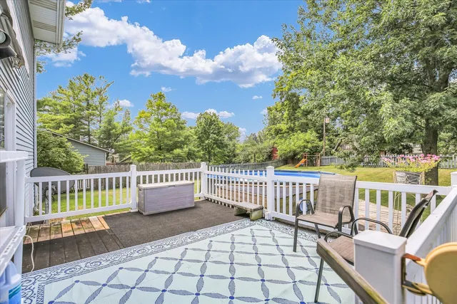 $369,900 | 605 North Craig Drive, Mahomet, IL 61853