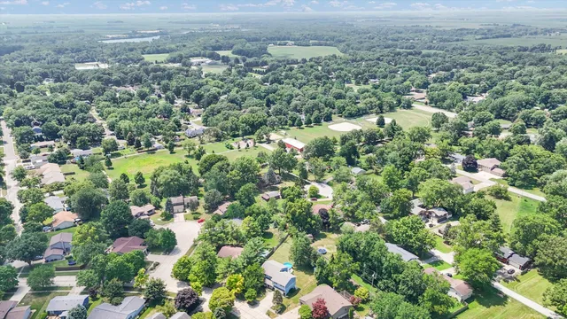 $354,900 | 605 North Craig Drive, Mahomet, IL 61853