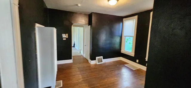 $750 | 814 13th Avenue South, Clinton, IA 52732