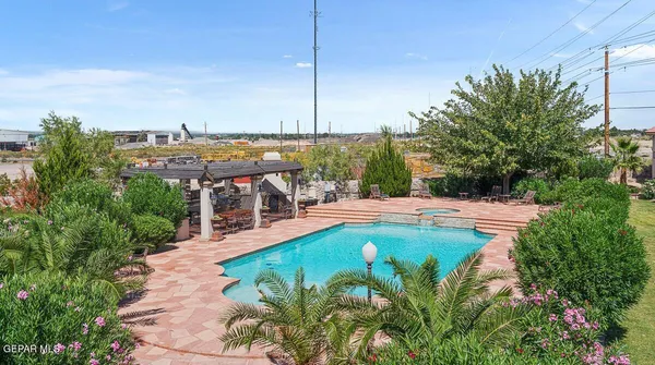 $825,000 | 413 La Florida Drive, Canutillo, TX 79835