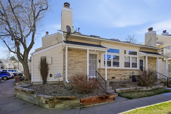 $200,000 | 17246 East Ford Drive, Aurora, CO 80017