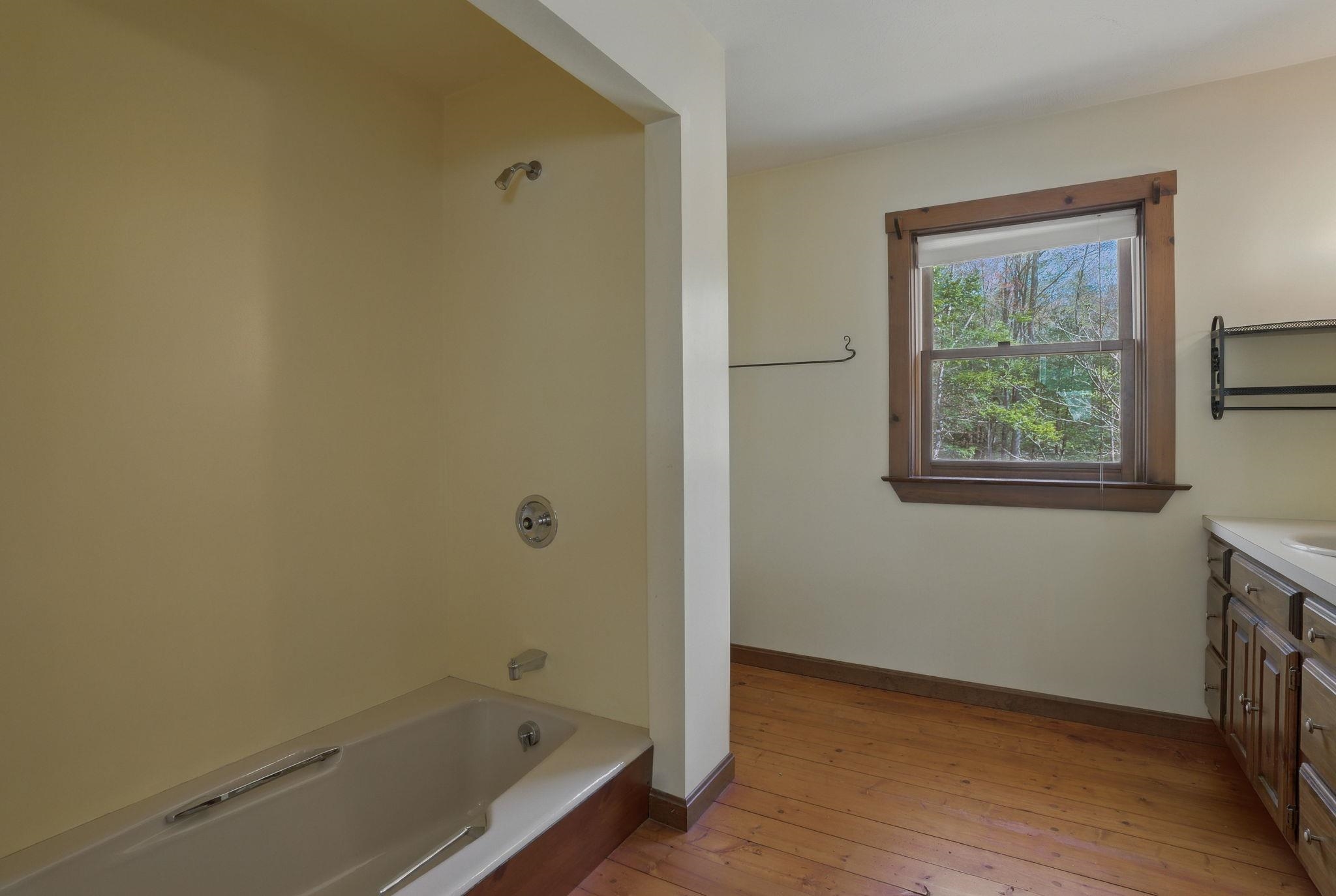 59 Horace Greeley Road, Unit 105604 Amherst, NH 03031 - Photo 26 of 37 Gallery Image 26