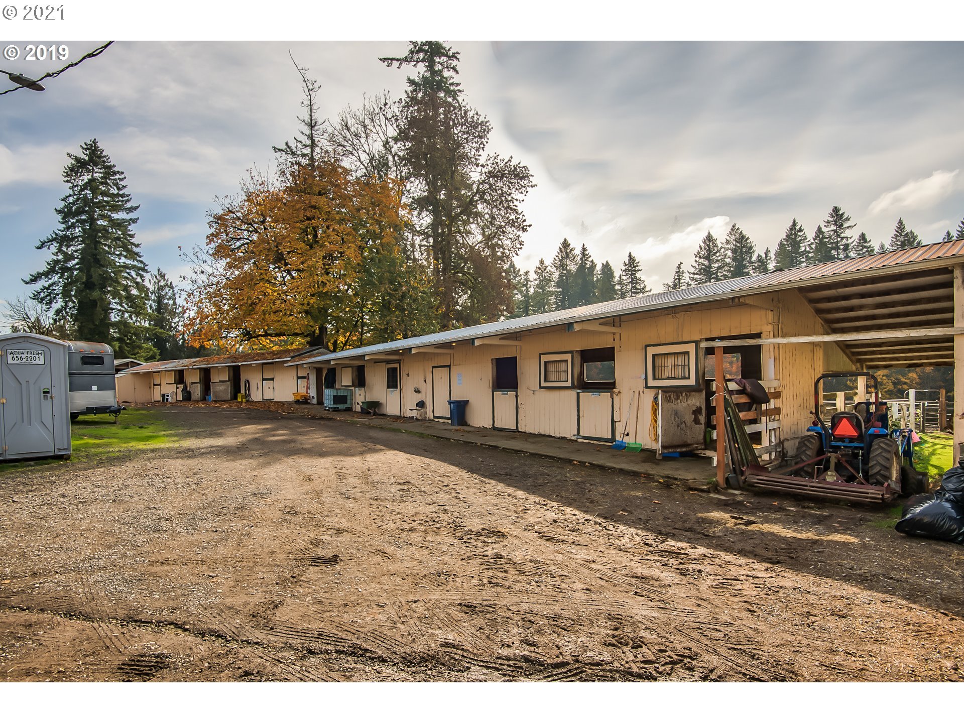 14714 South Redland Road Oregon City, OR 97045 - Photo 16 of 25 Gallery Image 16