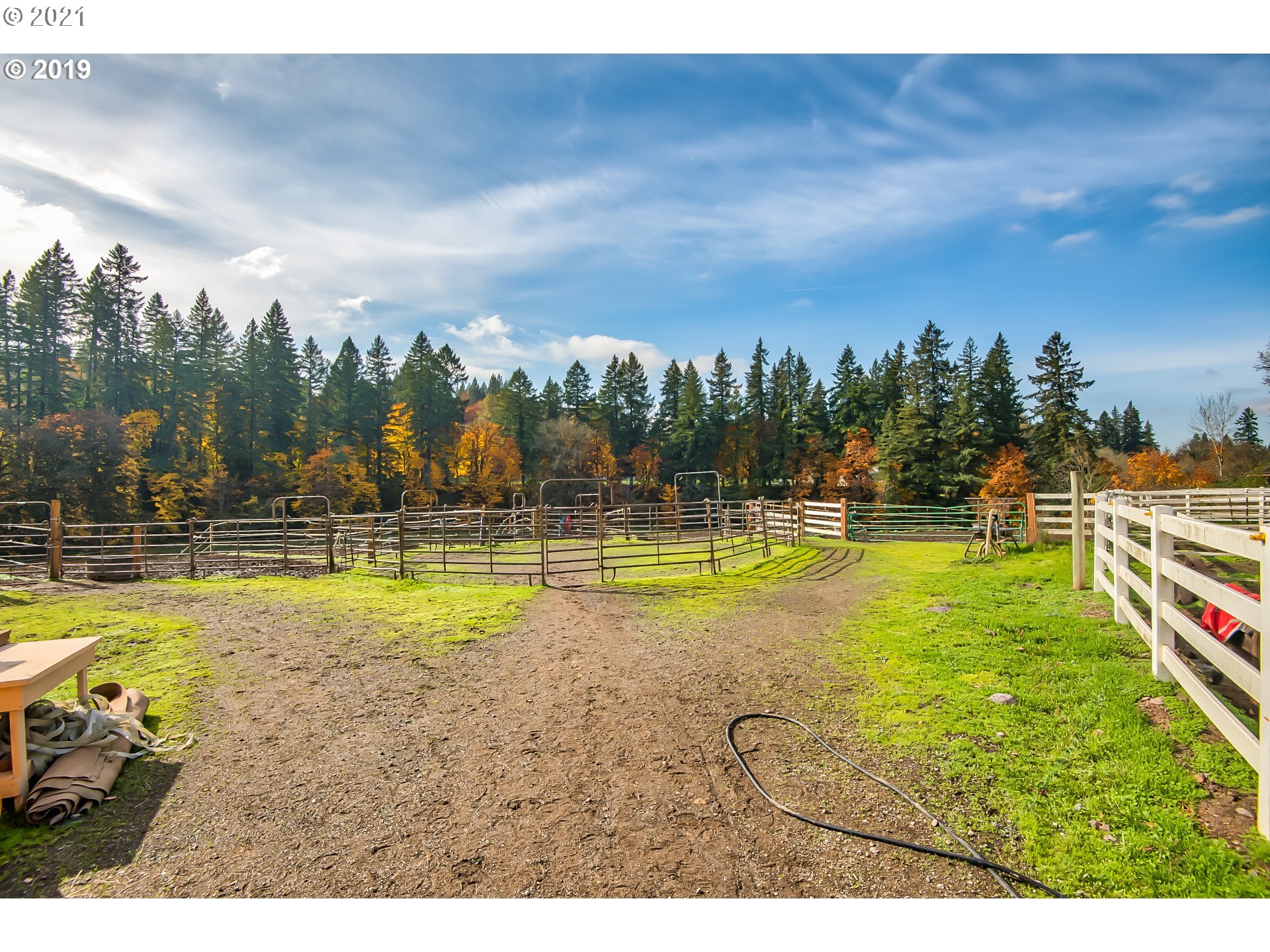 14714 South Redland Road Oregon City, OR 97045 - Photo 9 of 25 Gallery Image 9