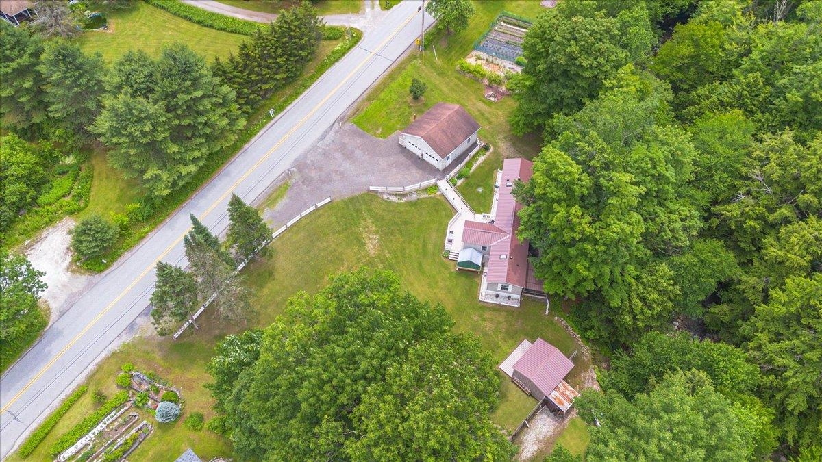 8642 Main Road Huntington, VT 05462 - Photo 38 of 48