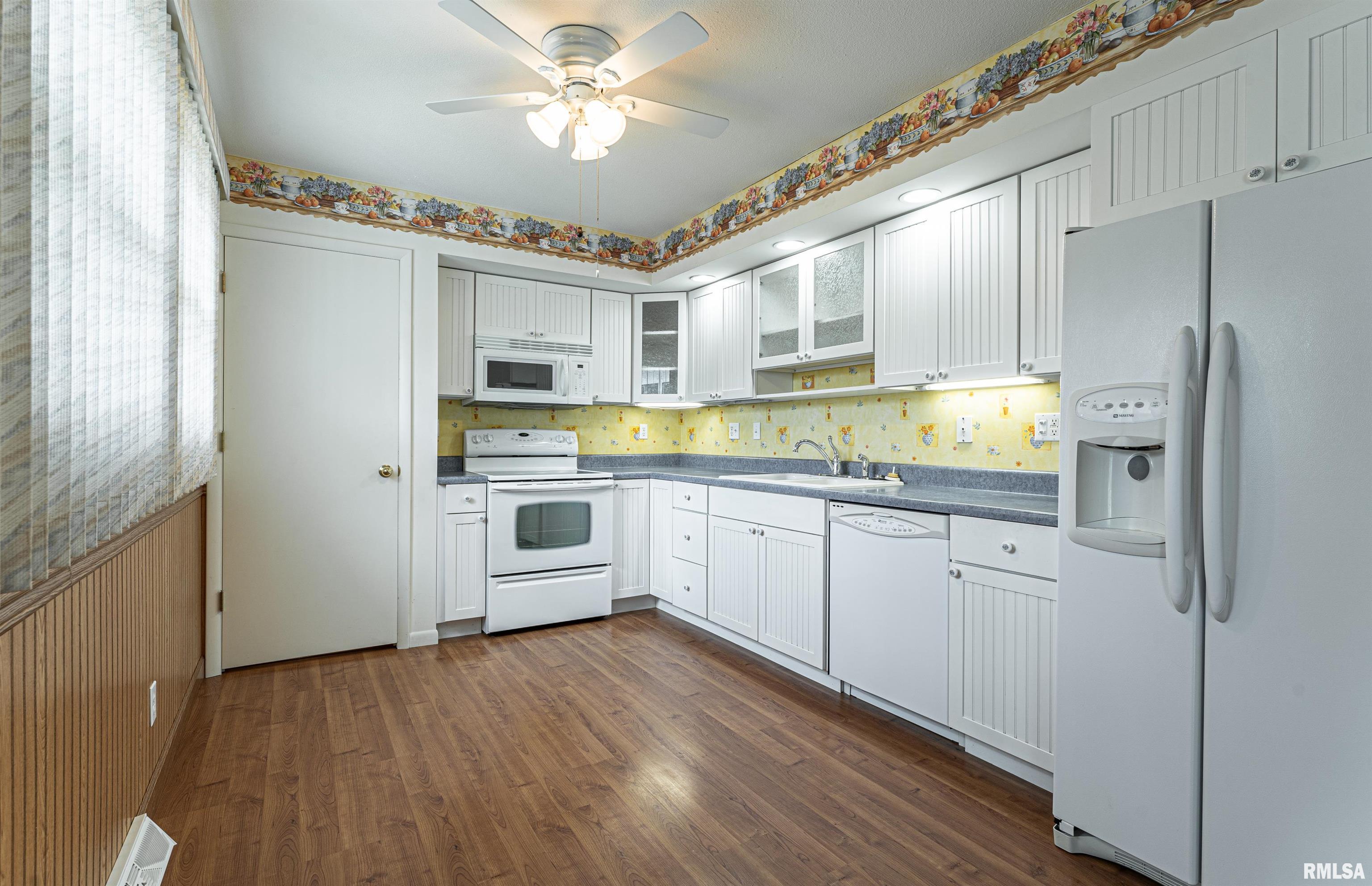 1504 Rutledge Drive Lincoln, IL 62656 - Photo 11 of 43 Gallery Image 11