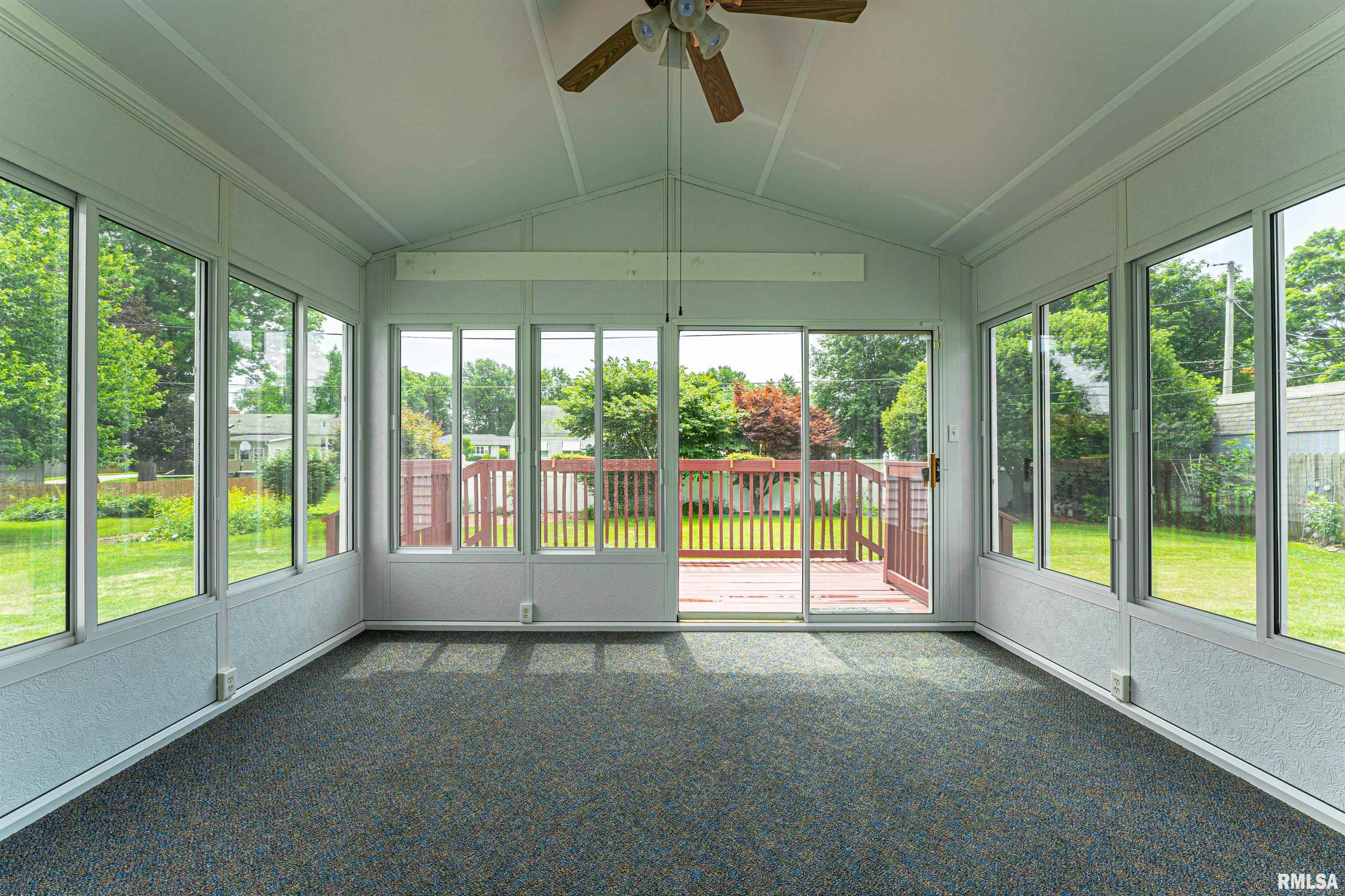1504 Rutledge Drive Lincoln, IL 62656 - Photo 12 of 43 Gallery Image 12