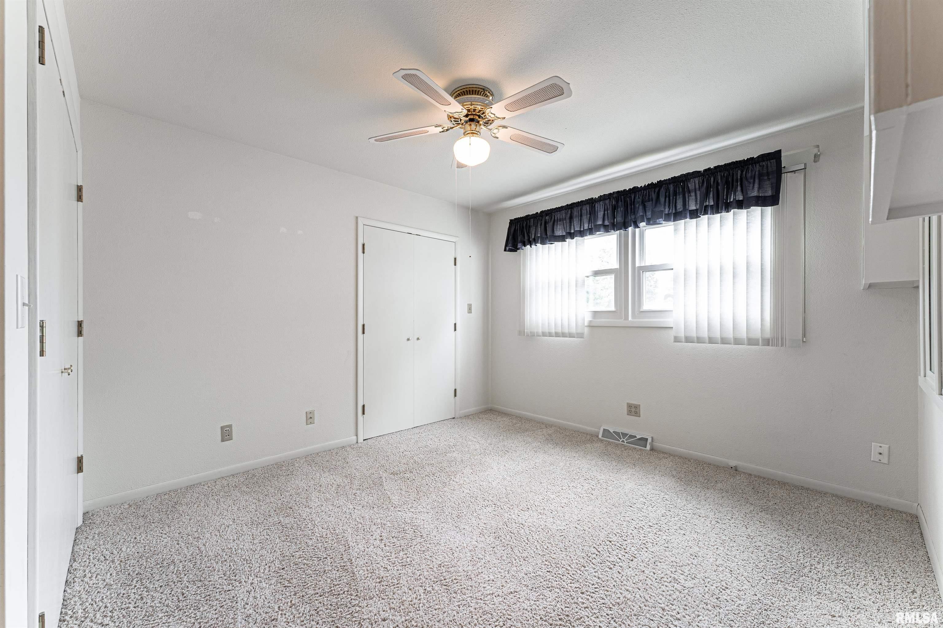 1504 Rutledge Drive Lincoln, IL 62656 - Photo 17 of 43 Gallery Image 17