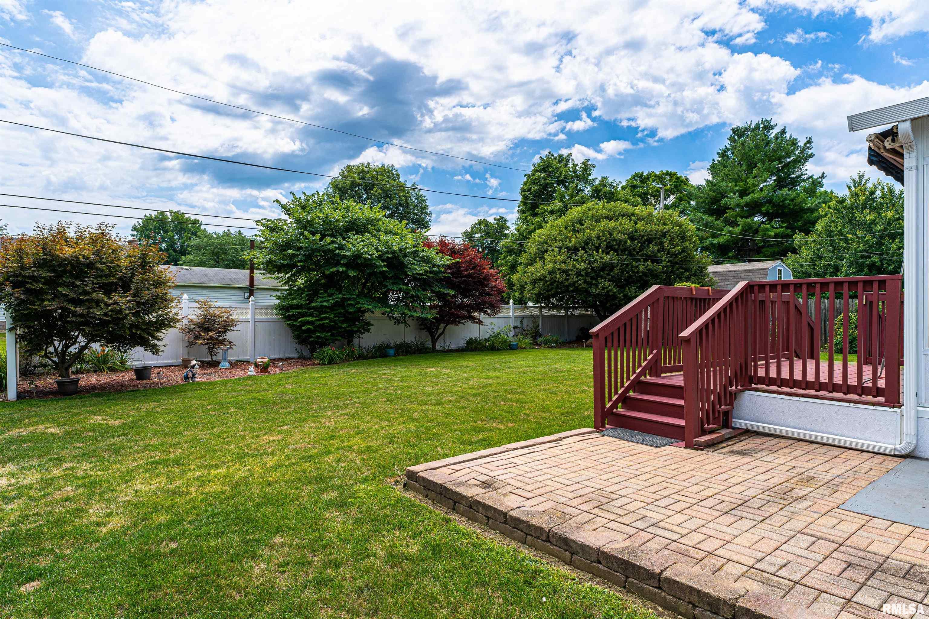 1504 Rutledge Drive Lincoln, IL 62656 - Photo 40 of 43 Gallery Image 40