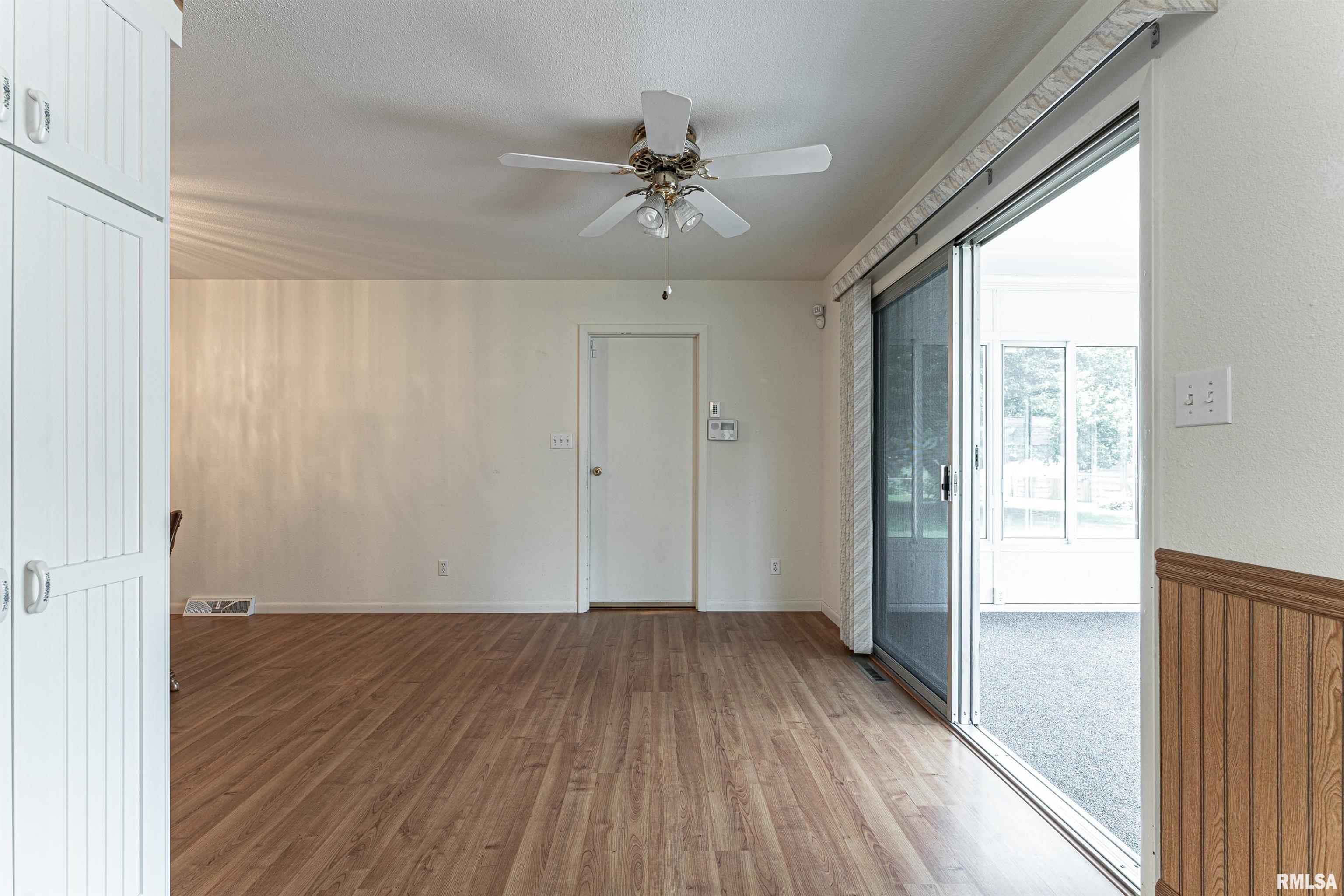 1504 Rutledge Drive Lincoln, IL 62656 - Photo 9 of 43 Gallery Image 9