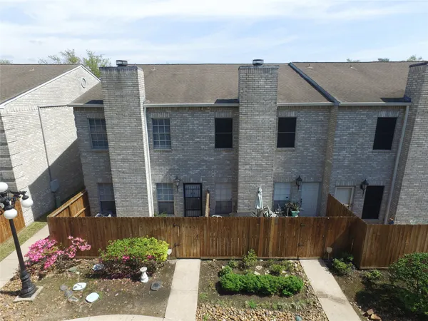 $1,600 | 17641 Red Oak Drive, Unit 641, Houston, TX 77090