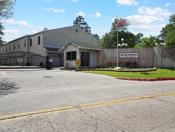 $1,600 | 17641 Red Oak Drive, Unit 641, Houston, TX 77090