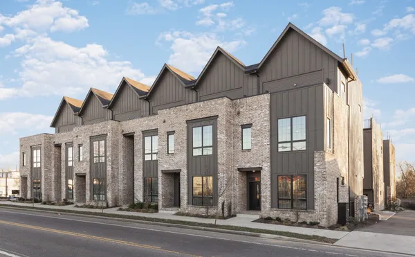 $815,000 | 738 Douglas Avenue, Unit 4, Nashville, TN 37207