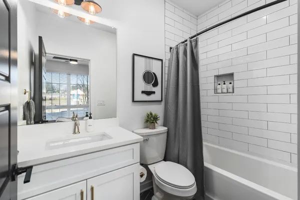 $815,000 | 738 Douglas Avenue, Unit 4, Nashville, TN 37207
