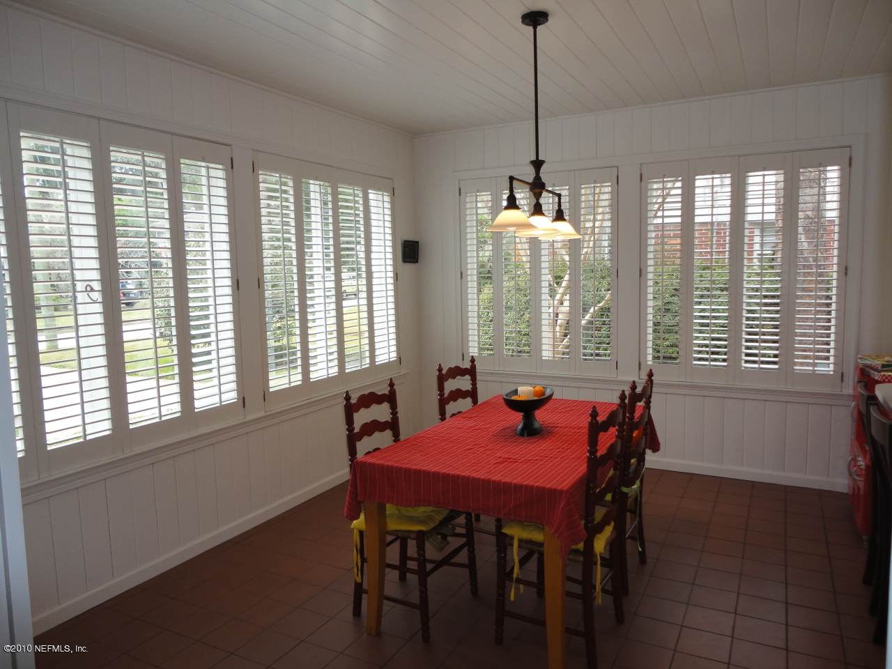 1417 Mapleton Road Jacksonville, FL 32207 - Photo 4 of 17 Breakfast Room