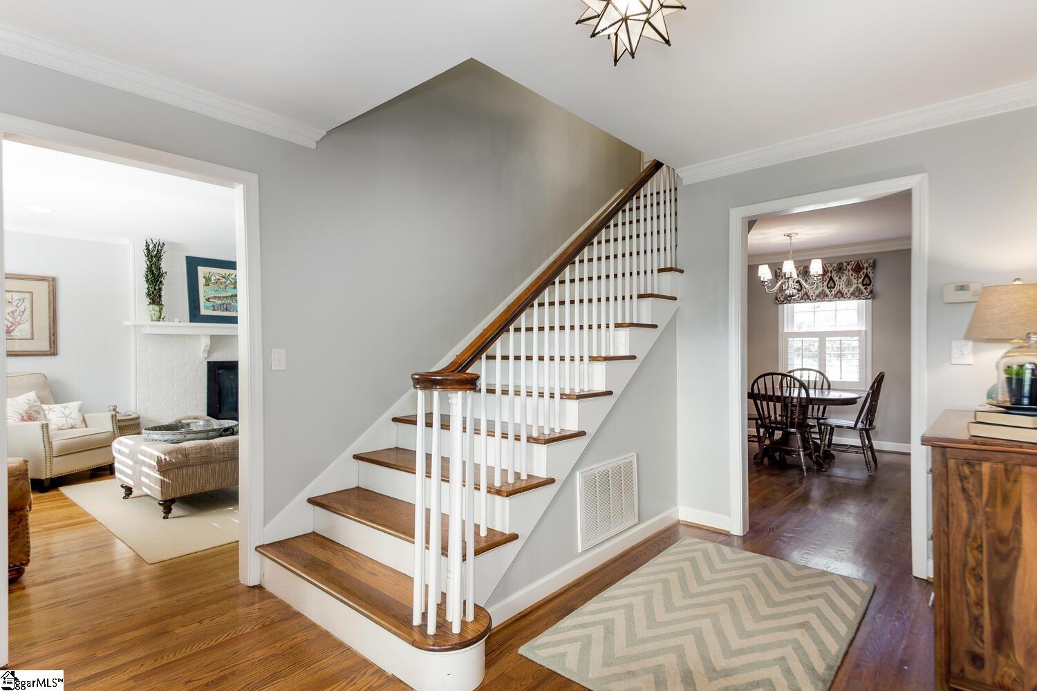 9 Westchester Road Greenville, SC 29615 - Photo 4 of 34 Gallery Image 4