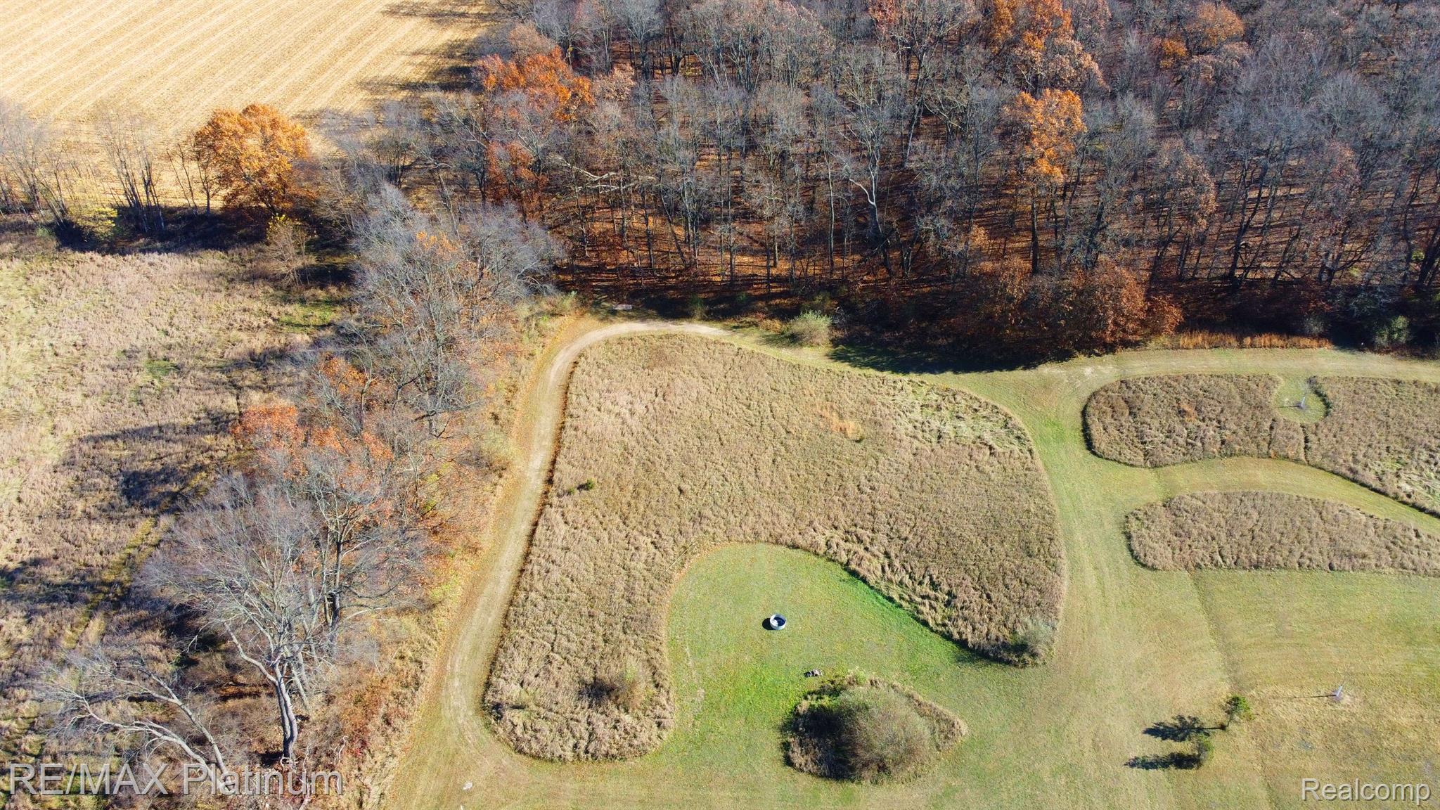 5320 Fenton Road Hartland, MI 48353 - Photo 7 of 16 Gallery Image 7