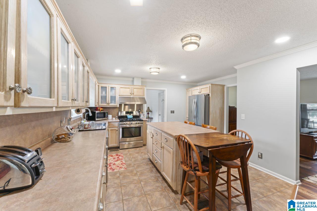 128 Crestview Drive Clanton, AL 35045 - Photo 13 of 54