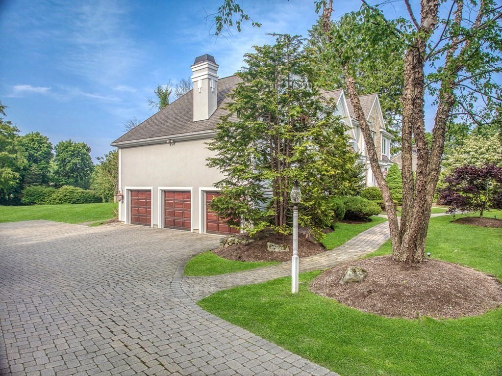 32 Bancroft Road Andover, MA 01810 - Photo 6 of 41 a view of a house with a yard