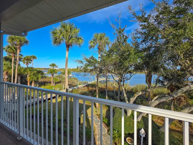 $1,279,000 | 119 South Riverwalk Drive, Palm Coast, FL 32137