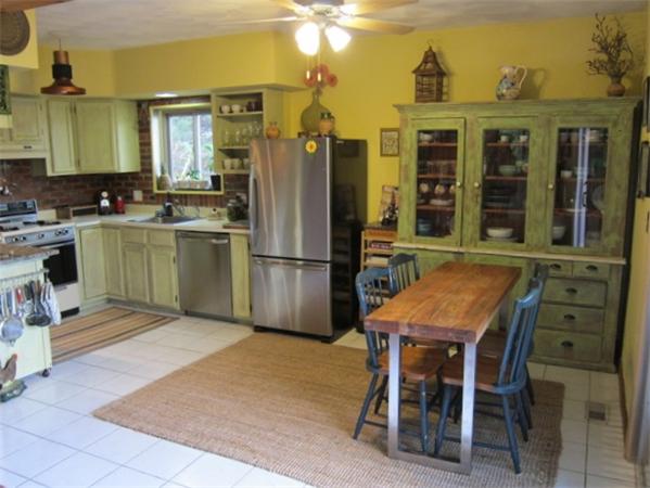 131 College Farm Road Waltham, MA 02451 - Photo 12 of 16 Gallery Image 12