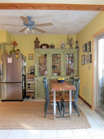 131 College Farm Road Waltham, MA 02451 - Photo 4 of 16 Gallery Image 4