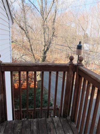 131 College Farm Road Waltham, MA 02451 - Photo 6 of 16 Gallery Image 6
