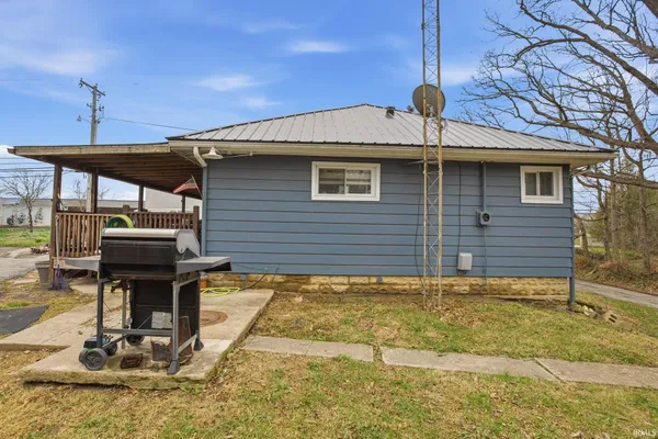 $169,000 | 1009 East Montpelier Pike, Marion, IN 46952