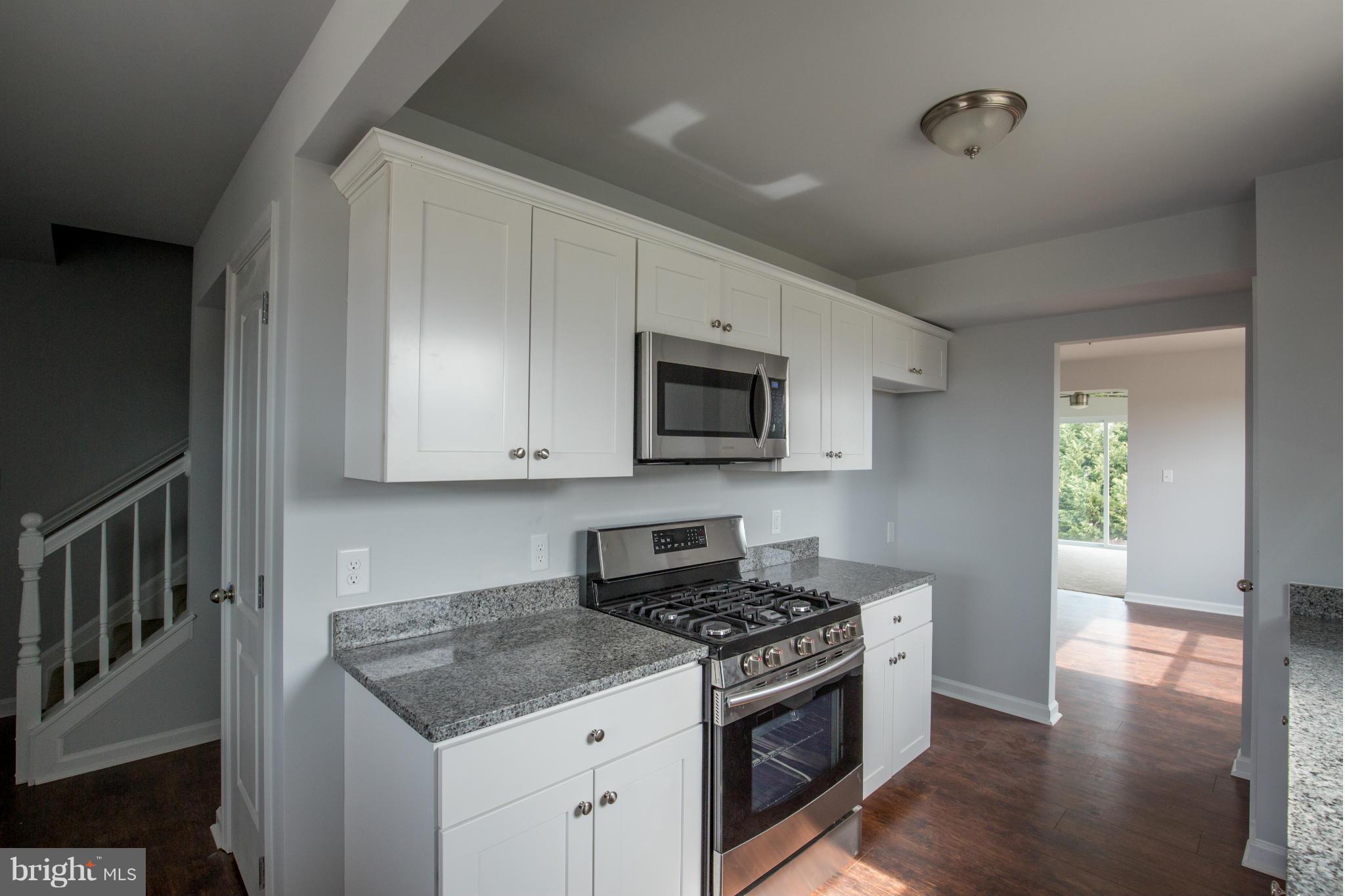 171 Arundel Road Pasadena, MD 21122 - Photo 4 of 20 Kitchen